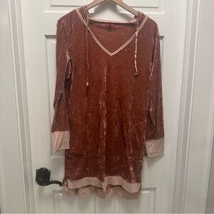 Betsey Johnson Large Hooded Satin Tunic in Pink Velvet